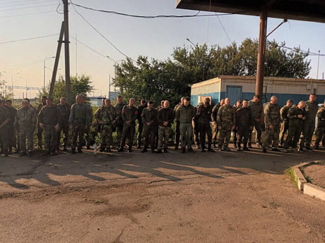 180 Russian soldiers in Voronezh put their weapons down and surrendered to Wagner