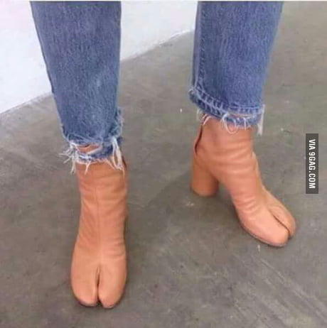 The real camel toe - 9GAG