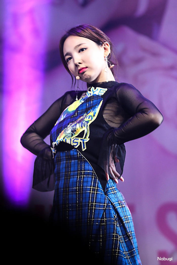 Photo : Nayeon