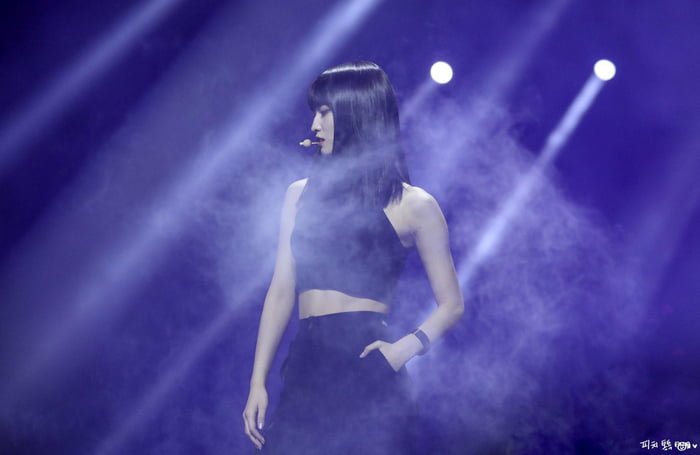 Photo : MOMO - MOVE