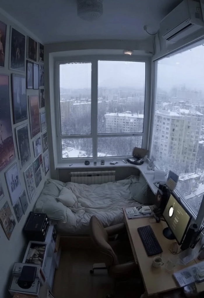 Women: I can’t believe men can live like this and be happy.