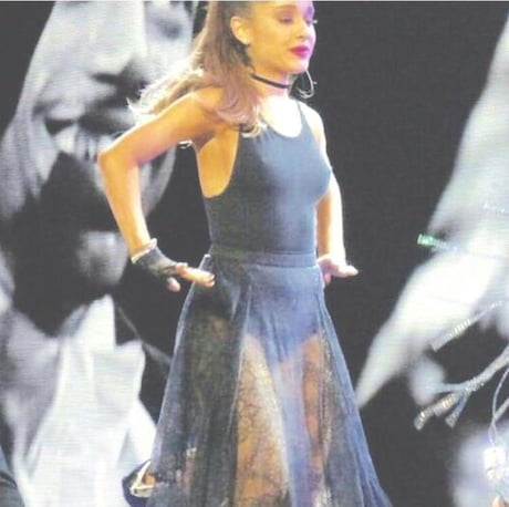 Ariana Grande's nipples - 9GAG