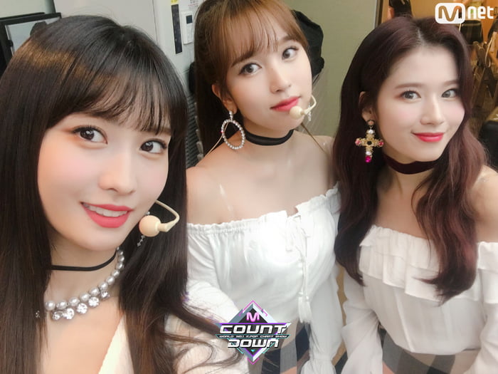 Photo : MiSaMo - Momo, Mina & Sana