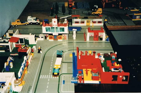 Homemade Lego City - anno 1996 - from when I was 10 and half old. - 9GAG