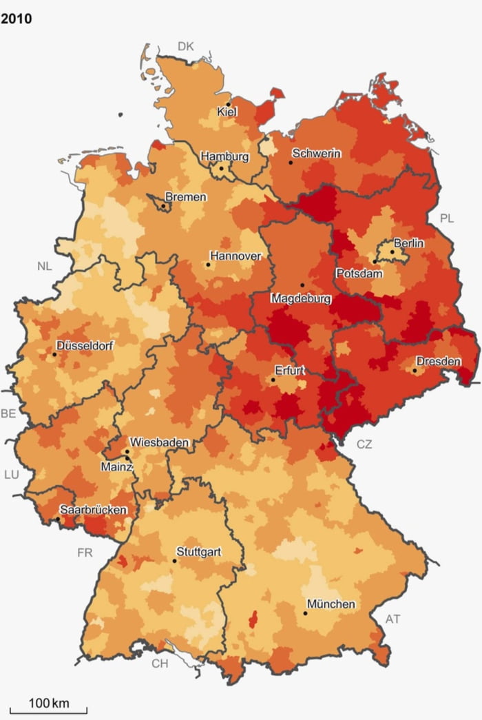 Average age of people living in germany yellow younger red older