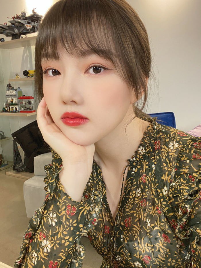 Photo : GFriend Japan Twitter Update with Yerin