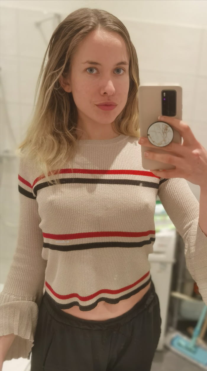 Bathroom Selfie 9gag