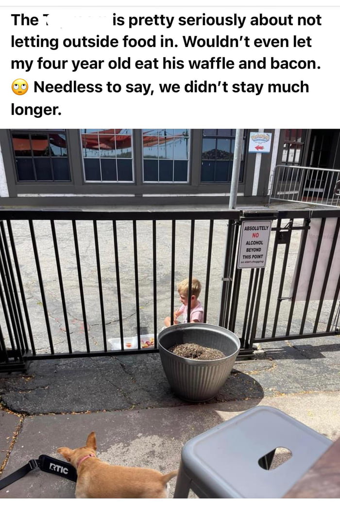 Restaurant doesn’t allow 4yo to bring in outside food so parents make him follow rules and eat