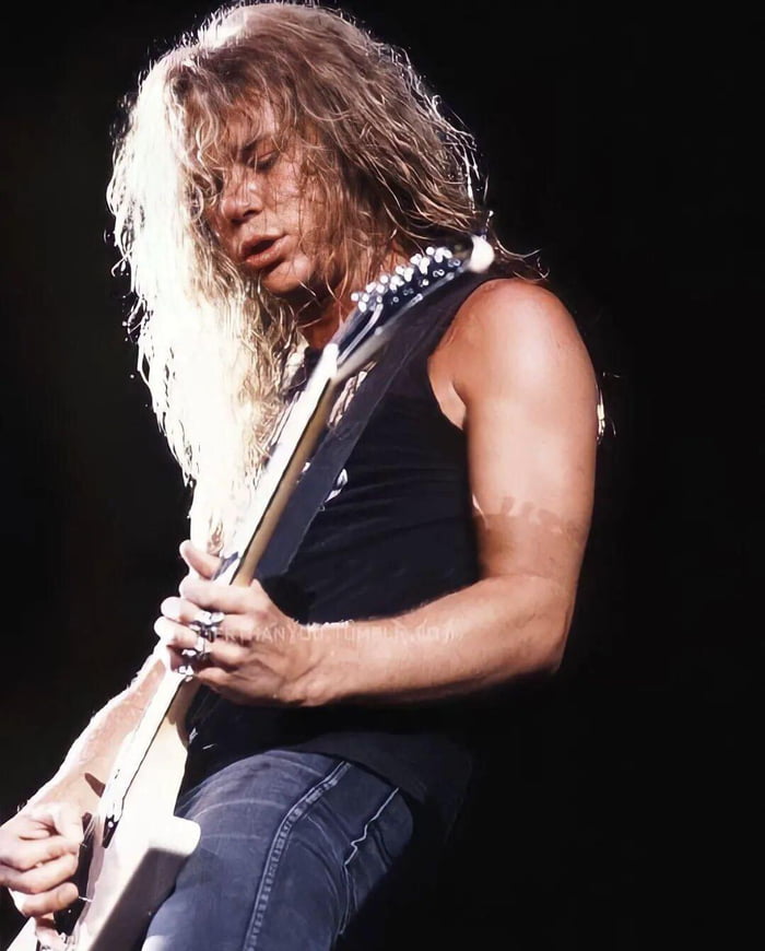 James Hetfield some time in 1986 9GAG