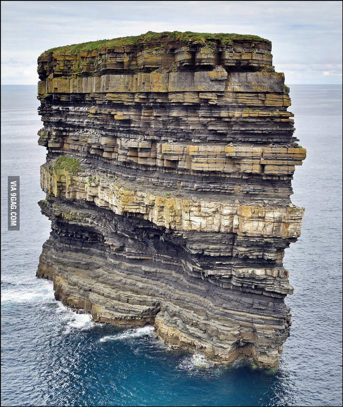 Layer Sea Rocks Sea Stack showing millions of years of rock layers - 9GAG